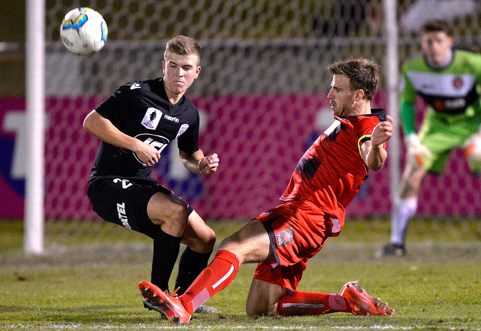 Then 16 year old Riley McGree made his starting debut for Adelaide United against Redlands United alongside Marcelo Carrusca, Isaias, Dylan McGowan, Eugene Galekovic, Jordan Elsey and current Reds captain Ryan Kitto.