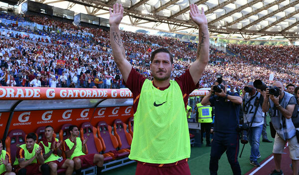 Totti says farewell to AS Roma
