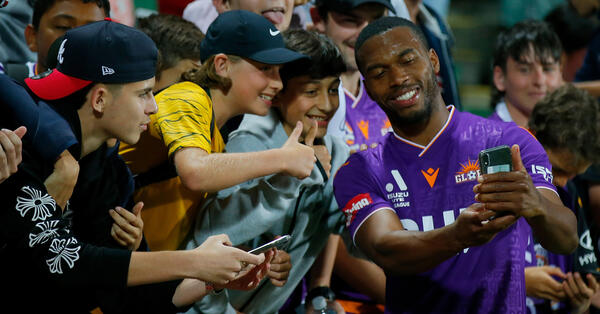 Perth Glory v Melbourne Victory