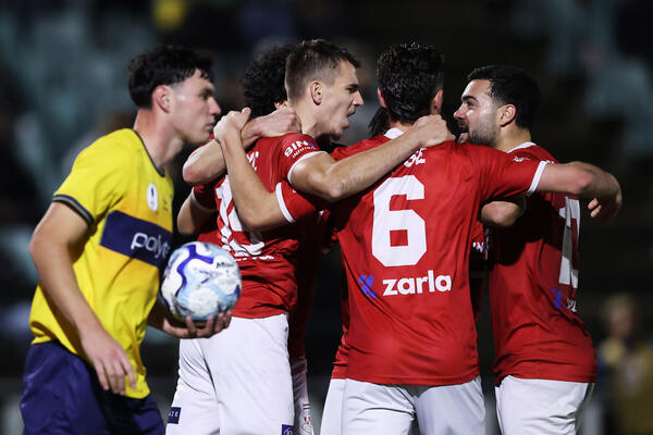 Extraordinary penalty Cupset headlines matchday 4 of Round of 32