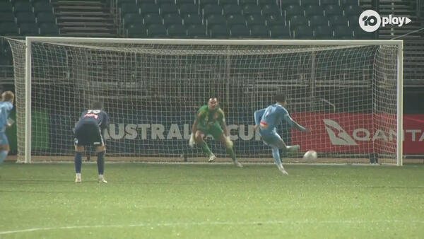 GOAL: Sky Blues' new signing converts from the spot | Oakleigh Cannons v Sydney FC | Australia Cup 2024 Round of 32