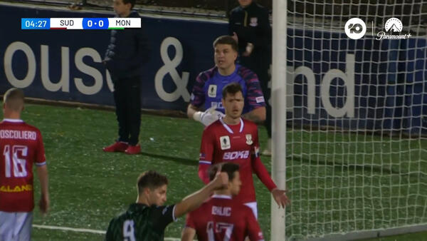 SAVE: Pin-point save from Danijel Nizic | Sydney United v Monaro Panthers