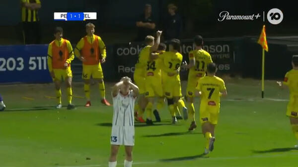 GOAL: Wellington win it at the death