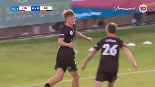 GOAL: Waddingham breaks the deadlock