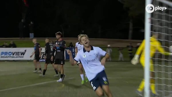 GOAL: Mauk scores a typical 'Mauk goal' for the Reds | Blacktown City v Adelaide United | Australia Cup 2024 Round of 32