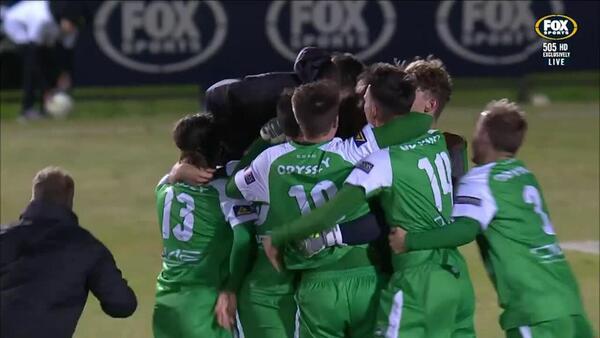 Bentleigh defeat the Wellington Phoenix
