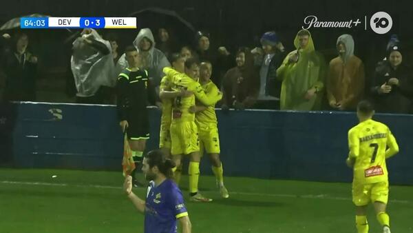 GOAL: Waine gets his second | Devonport Strikers v Wellington Phoenix