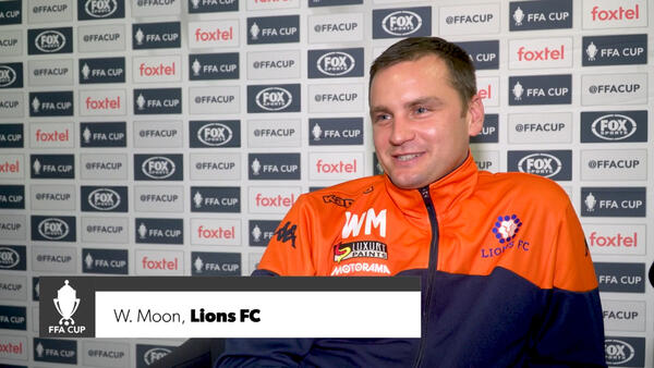 One-on-one: Warren Moon - Lions FC