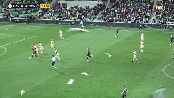 Full-time highlights: Melbourne City v Newcastle Jets