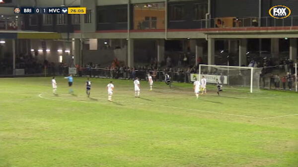 Roar v Victory highlights