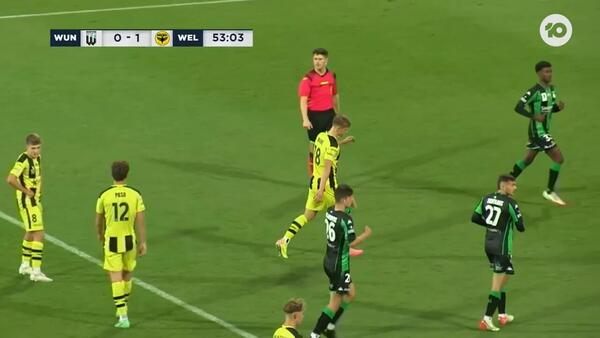 CHANCE: Waine - Perfect chance to double Phoenix's advantage | FFA Cup
