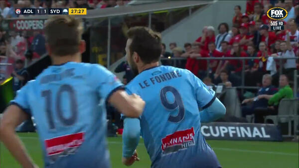Adam le Fondre punishes Adelaide from the spot