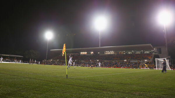 Almost 5000 fans packed into Leichhardt Oval on Tuesday night.