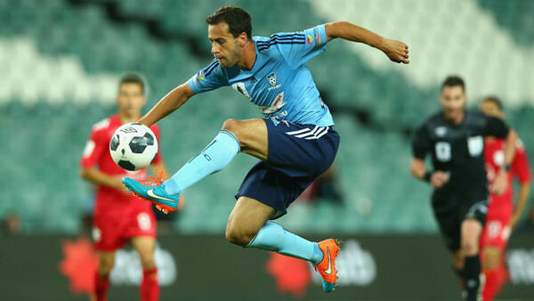 Sydney FC's Alex Brosque in action against Adelaide United in the 2014 FFA Cup.