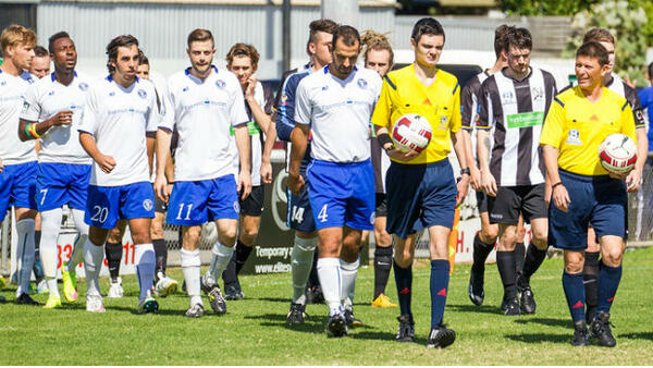 Port Pirates and Adelaide Blue Eagles players take to the field. Image courtesy: Adam Butler