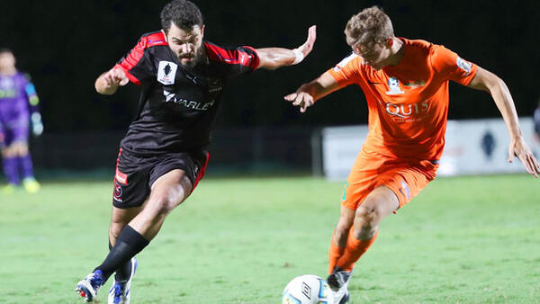 Edgeworth FC eased past FNQ Heat 3-0 on Wednesday night.