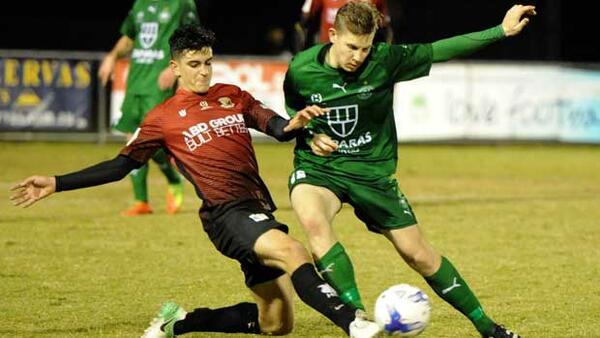 Hume City and Bentligh Greens do battle in an all-Victorian Westfield FFA Cup Round of 32 clash on Wednesday night. Pic credit Con Deves, Neos Kosmos.