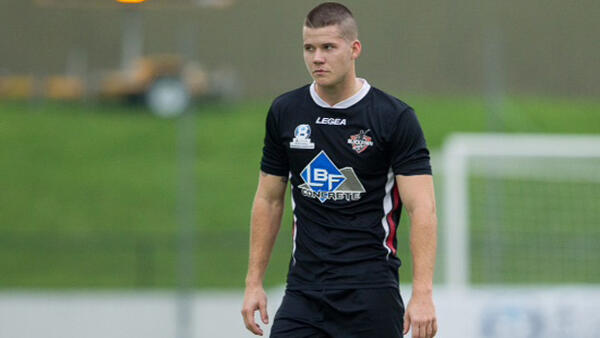 Travis Major in action for Blacktown City. Image Credit: Gavin Leung.